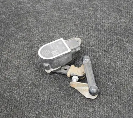 BMW 5 F10 F11 Headlight/headlamp level sensor 6860843