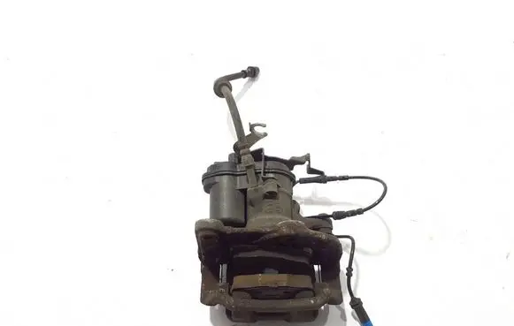 BMW 5 G30 G31 G38 Rear brake caliper 6870572