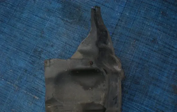 Fiat Linea Engine splash shield/under tray