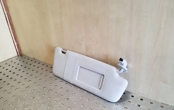 Audi A5 8T 8F Sun visor 8K0857552