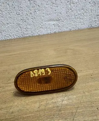 Mercedes-Benz Sprinter W906 Front reflector 00SMI021B D8193