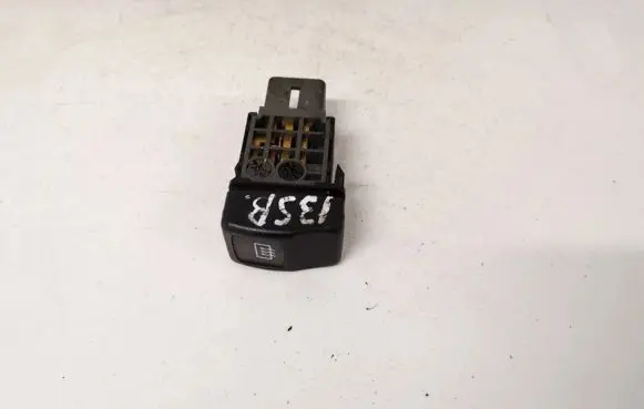 Subaru Legacy Windscreen/window heater switch