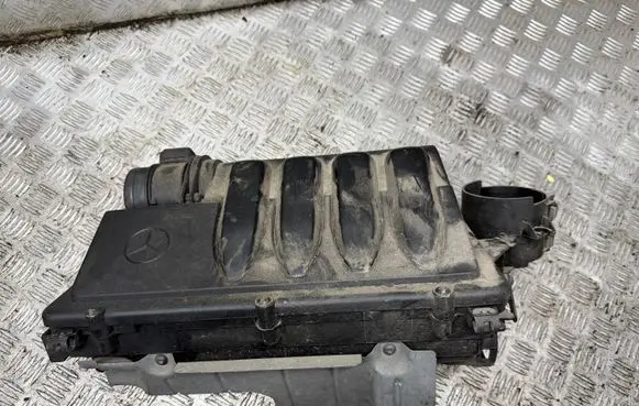 Mercedes-Benz B W245 Air filter box 