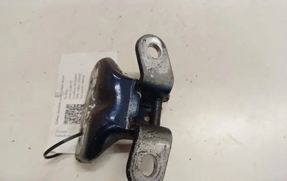 Hyundai Santa Fe Rear door upper hinge