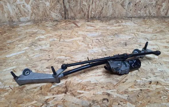 Mercedes-Benz CLA C117 X117 W117 Front wiper linkage and motor A1769061800 A1768200040009 W000027118