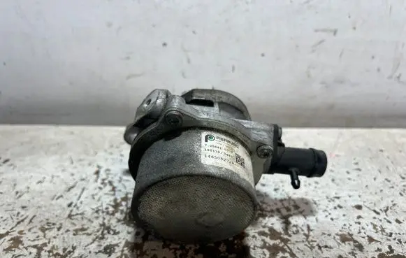 Renault Clio IV Vacuum pump 705641000 1611190480 146505272R