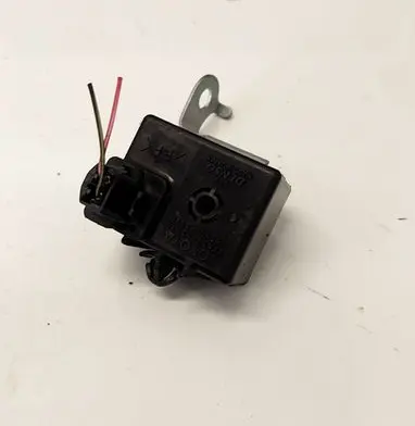 Toyota Avensis T250 Other relay 8665013010