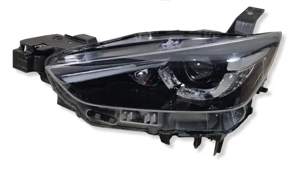 Mazda CX-3 Headlight/headlamp D10E51040