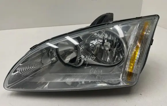 Ford Focus Headlight/headlamp 4M5113W030AD 10178 10110102