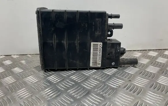 Ford Fusion II Active carbon filter fuel vapour canister DG939E857B