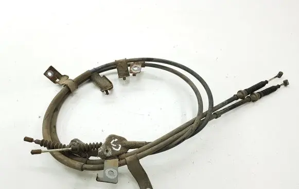 Handbrake/parking brake wiring cable