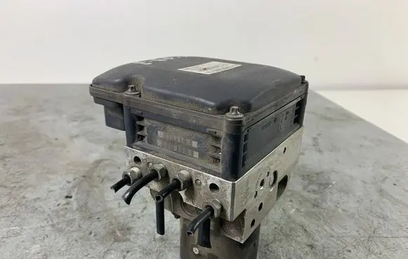 BMW 5 E60 E61 ABS Pump 6784151 0265960327