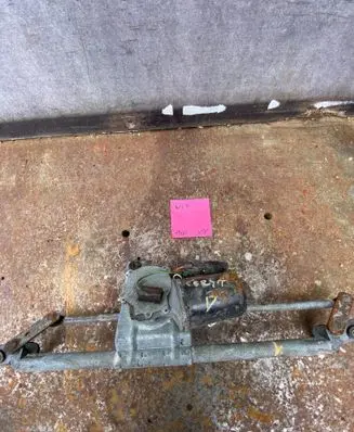 Opel Corsa B Front wiper linkage and motor 