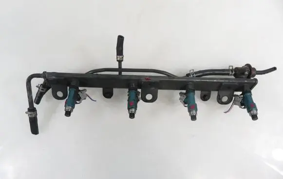 Suzuki Grand Vitara II Fuel main line pipe