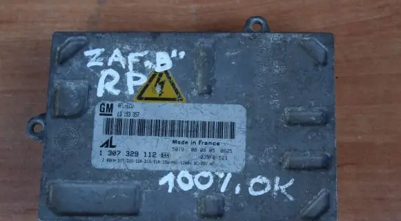 Opel Zafira B Headlight ballast module Xenon 1307329112 13153357 039F01523