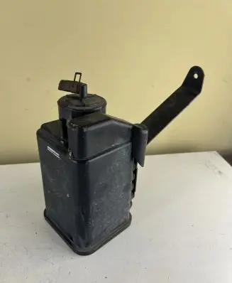 Active carbon filter fuel vapour canister