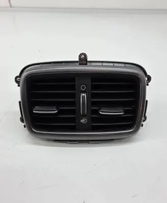 KIA Sorento Rear air vent grill 