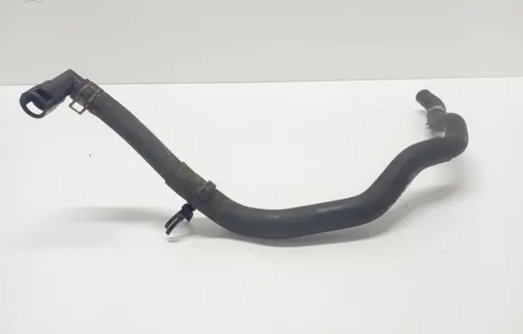 Mazda CX-7 Engine coolant pipe/hose