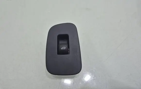 Volvo S60 Electric window control switch 31Z910301