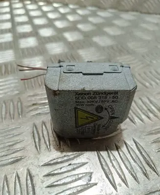 Audi A6 S6 C6 4F Headlight ballast module Xenon 5DD00831950