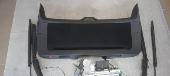Citroen C5 Tailgate/trunk control unit/module 012976 30002028BF
