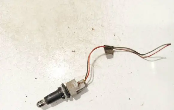Nissan Pixo Rear tail light bulb 