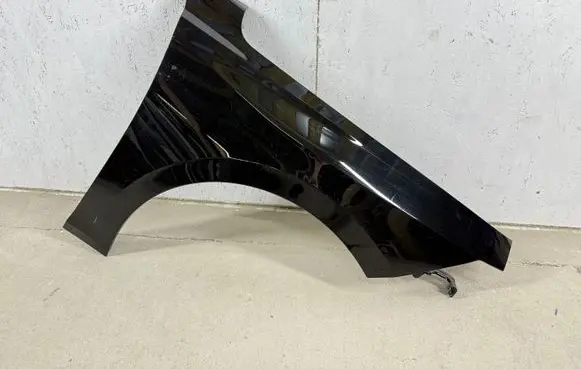 Opel Astra L Fender