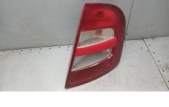 Skoda Fabia Mk1 (6Y) Rear/tail lights