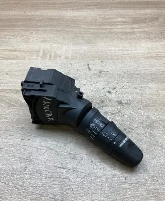 Nissan Almera N16 Wiper control stalk 25260AV770