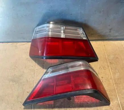 Mercedes-Benz E W124 Tail light part 