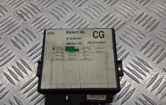 Opel Zafira A Voice control module 90564349
