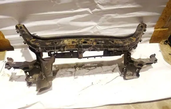 Renault Scenic II - Grand scenic II Radiator support slam panel