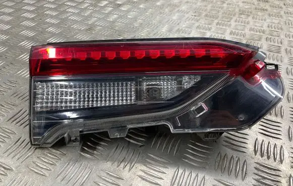 Toyota RAV 4 (XA50) Tailgate rear/tail lights 8159042050 A4S1920000