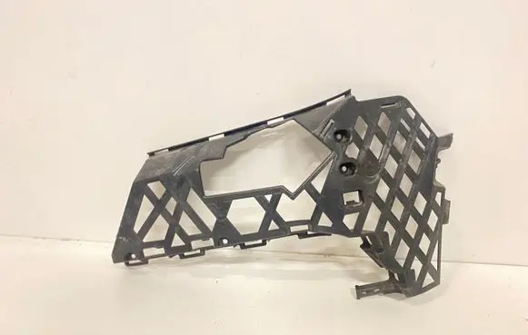 Volkswagen PASSAT B8 Front bumper mounting bracket 3G0807177