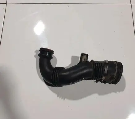 Peugeot 308 Intercooler hose/pipe 9656953680