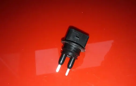Audi A8 S8 D4 4H Windshield washer fluid level sensor 7M0919376