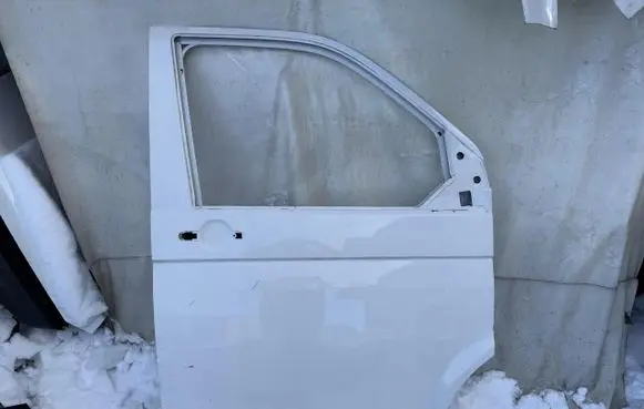 Volkswagen Multivan T6 Front door 7e5831055e
