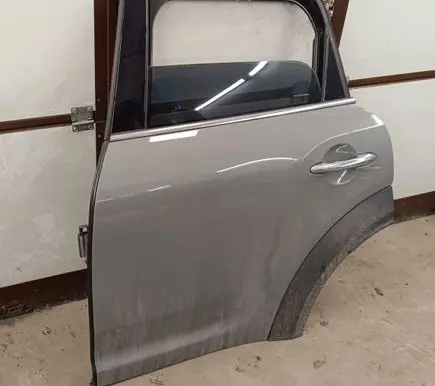 Mini Cooper Countryman F60 Rear door