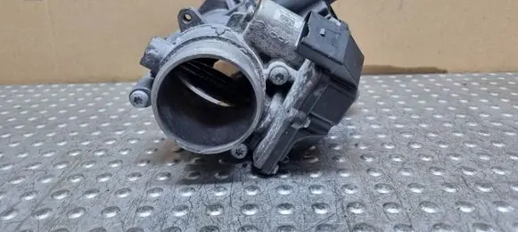 Volkswagen Crafter Throttle valve 076128063A 076131501B
