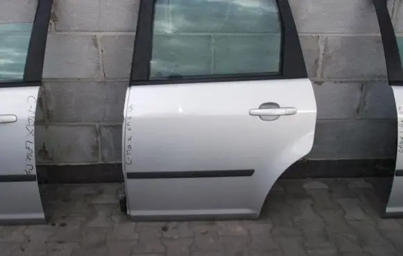 Ford Focus C-MAX Rear door