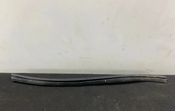Audi A6 Allroad C7 Rubber seal front door window/glass 4G0837479
