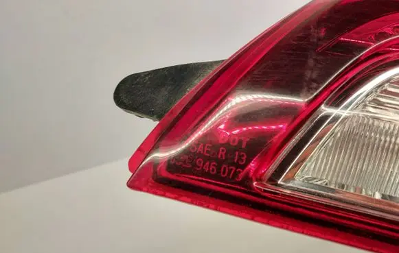 Subaru Outback (BS) Tailgate rear/tail lights 946073