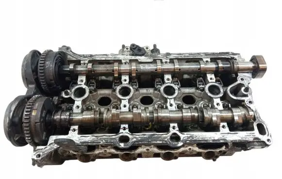 Audi Q2 - Engine head