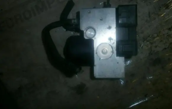 Lexus IS 200-300 ABS Pump 02u38858 4454053010