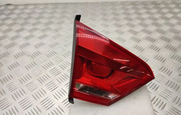 Volkswagen PASSAT B7 USA Tailgate rear/tail lights 561945093C 561945093B 561945259