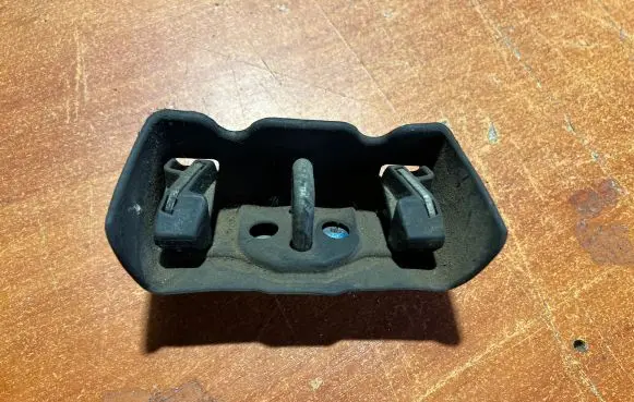 Mercedes-Benz A W168 Rear door lock loop/hook striker 