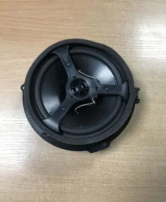 Ford Mustang VI Front door speaker FR3T18808DB