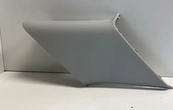 (D)pillar trim (top)