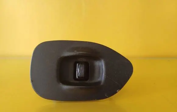Subaru Legacy Electric window control switch S73501320