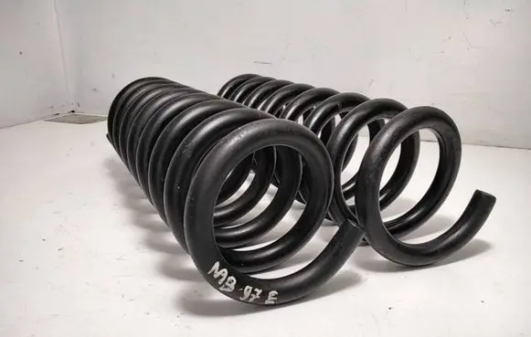Mercedes-Benz E W210 Front coil spring